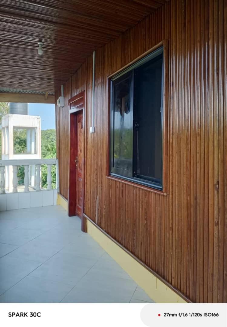 Serenity Haven Lodge Busua エクステリア 写真